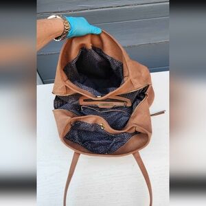 Antik Kraft Erica Tote Excellent Condition. RARE Camel Color. Sold Out online